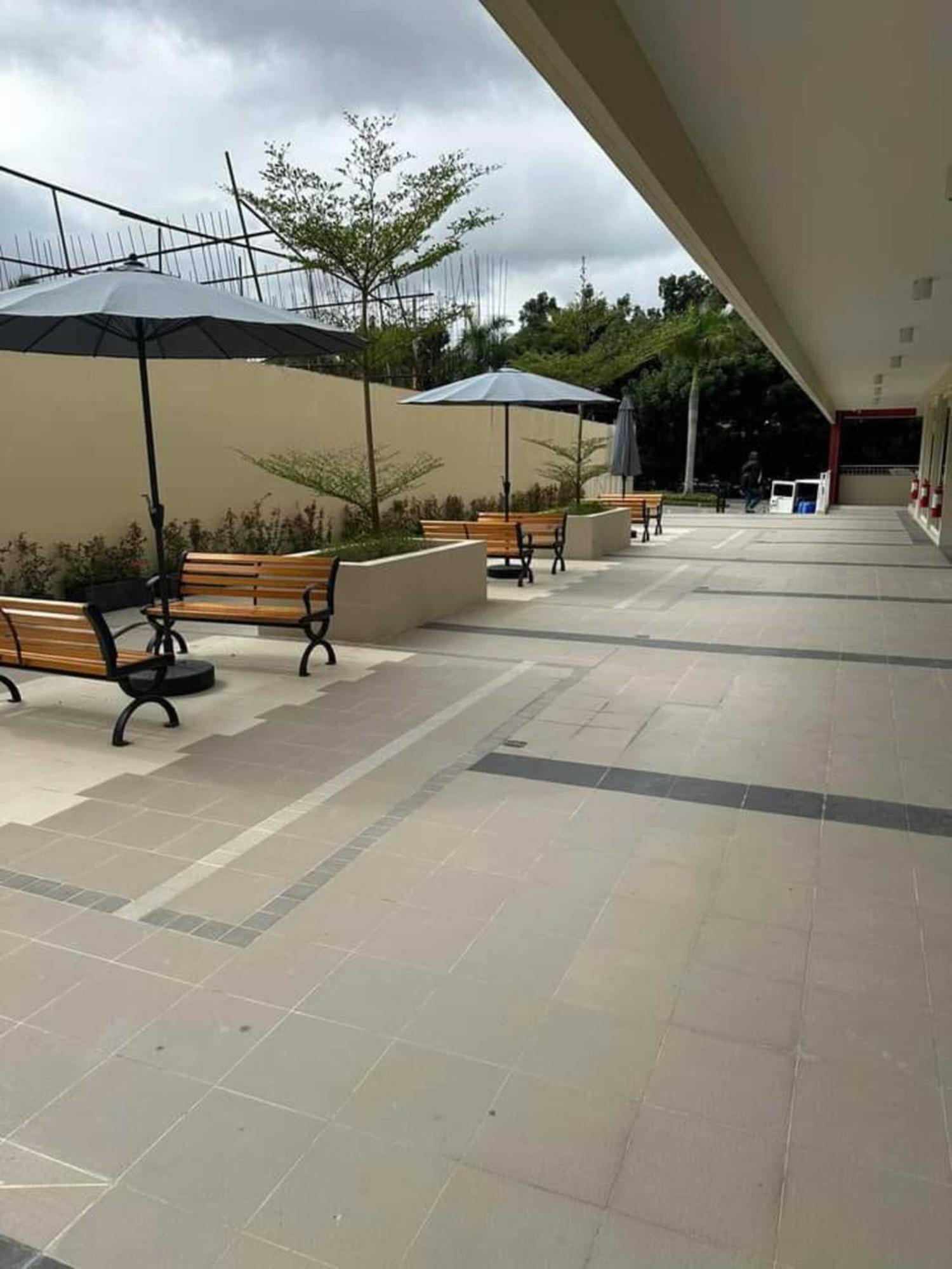 Fullerton Suites Puting Kahoy Bagian luar foto