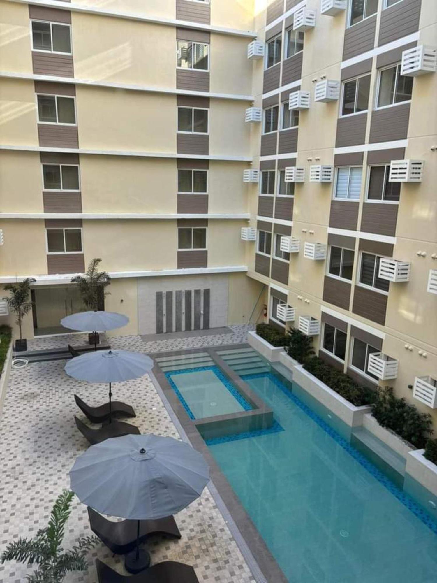 Fullerton Suites Puting Kahoy Bagian luar foto