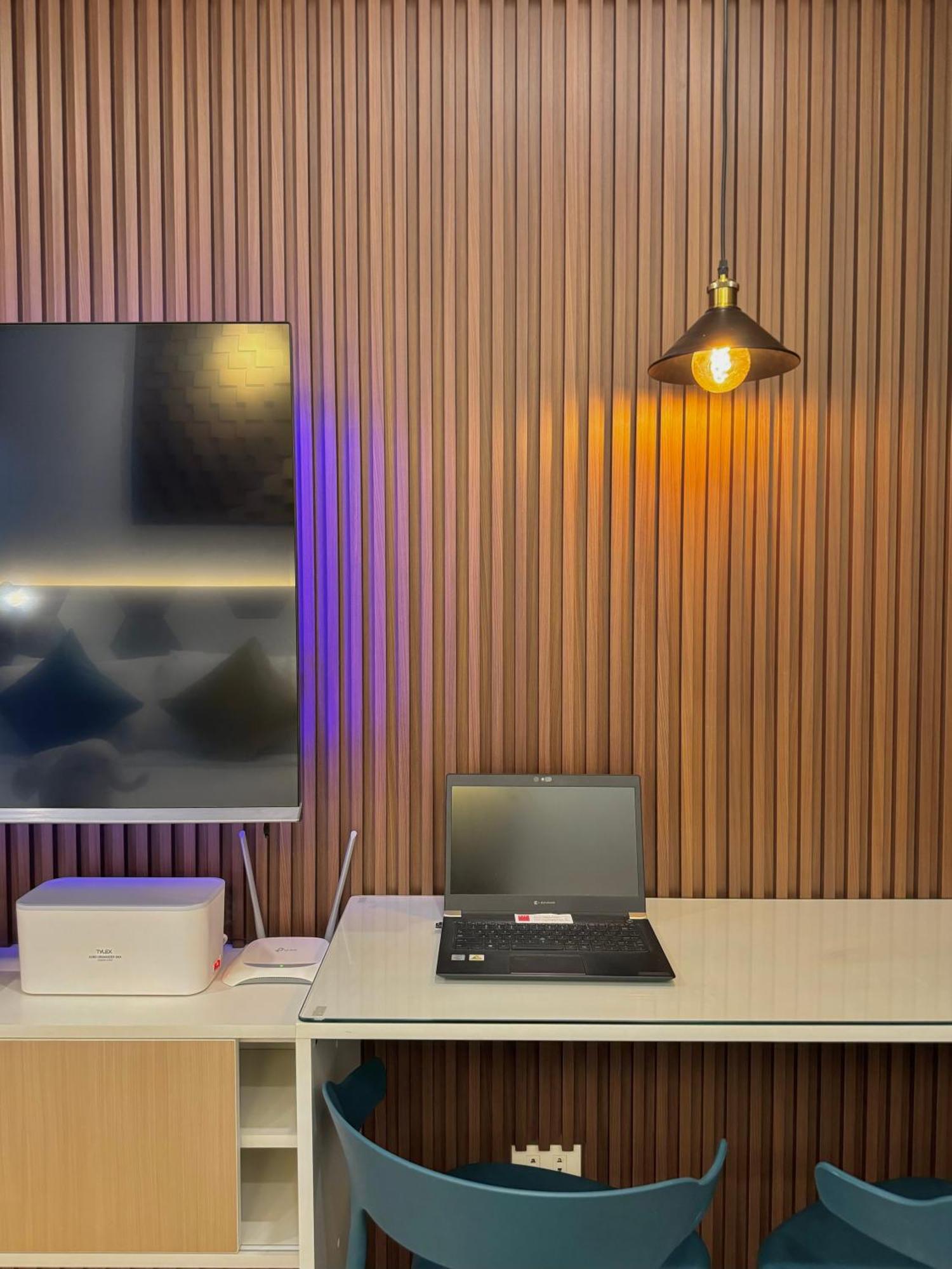 Fullerton Suites Puting Kahoy Bagian luar foto