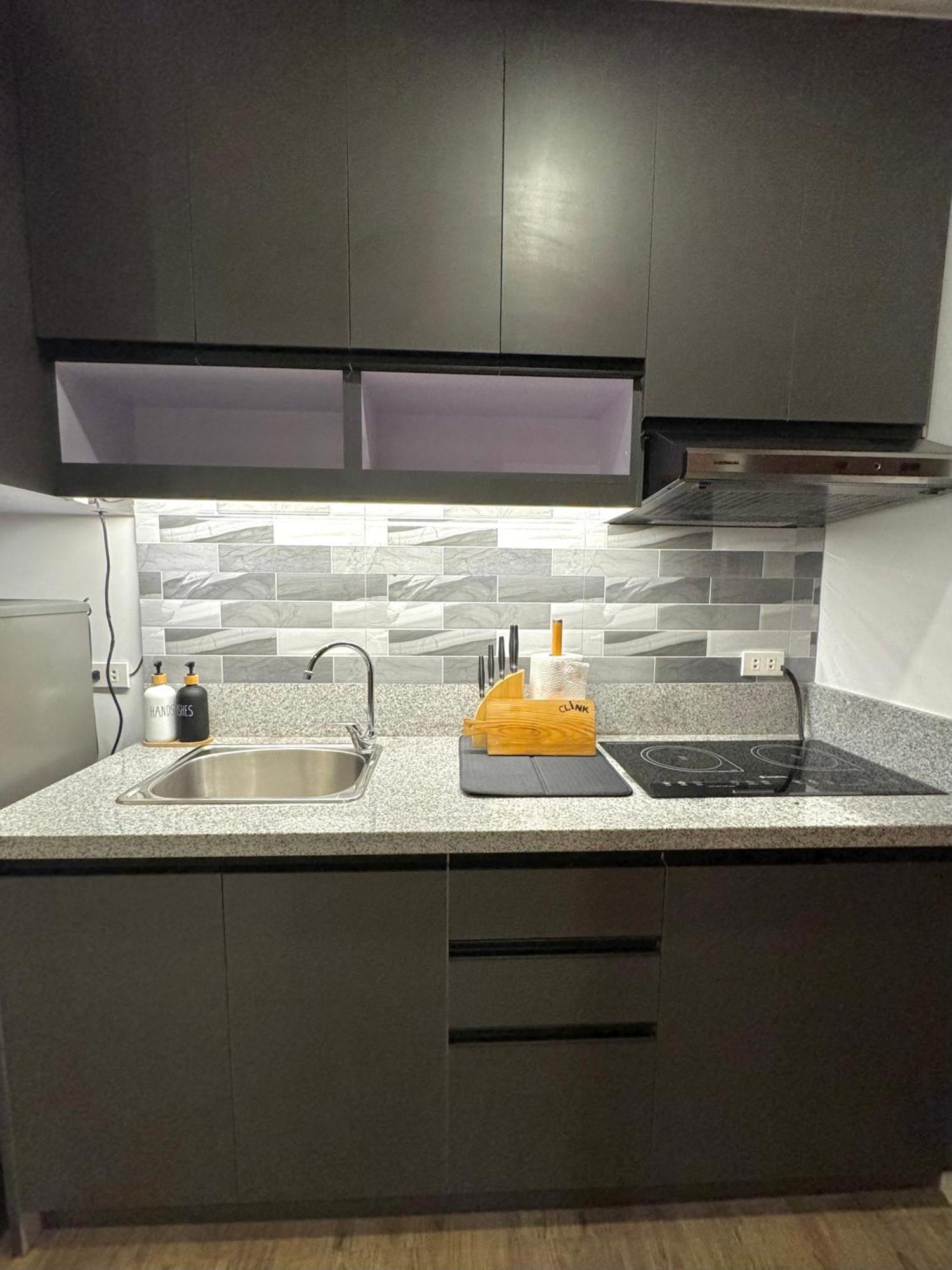 Fullerton Suites Puting Kahoy Bagian luar foto