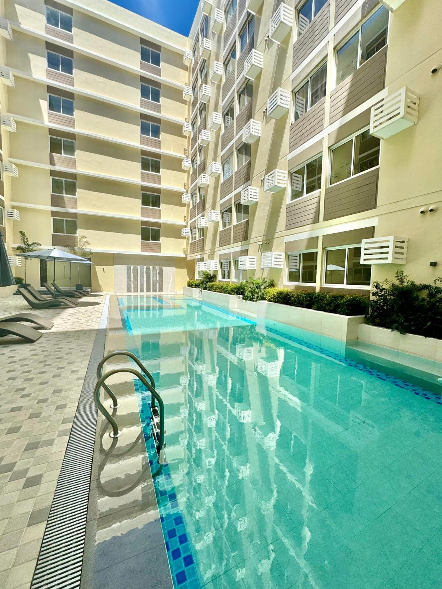 Fullerton Suites Puting Kahoy Bagian luar foto